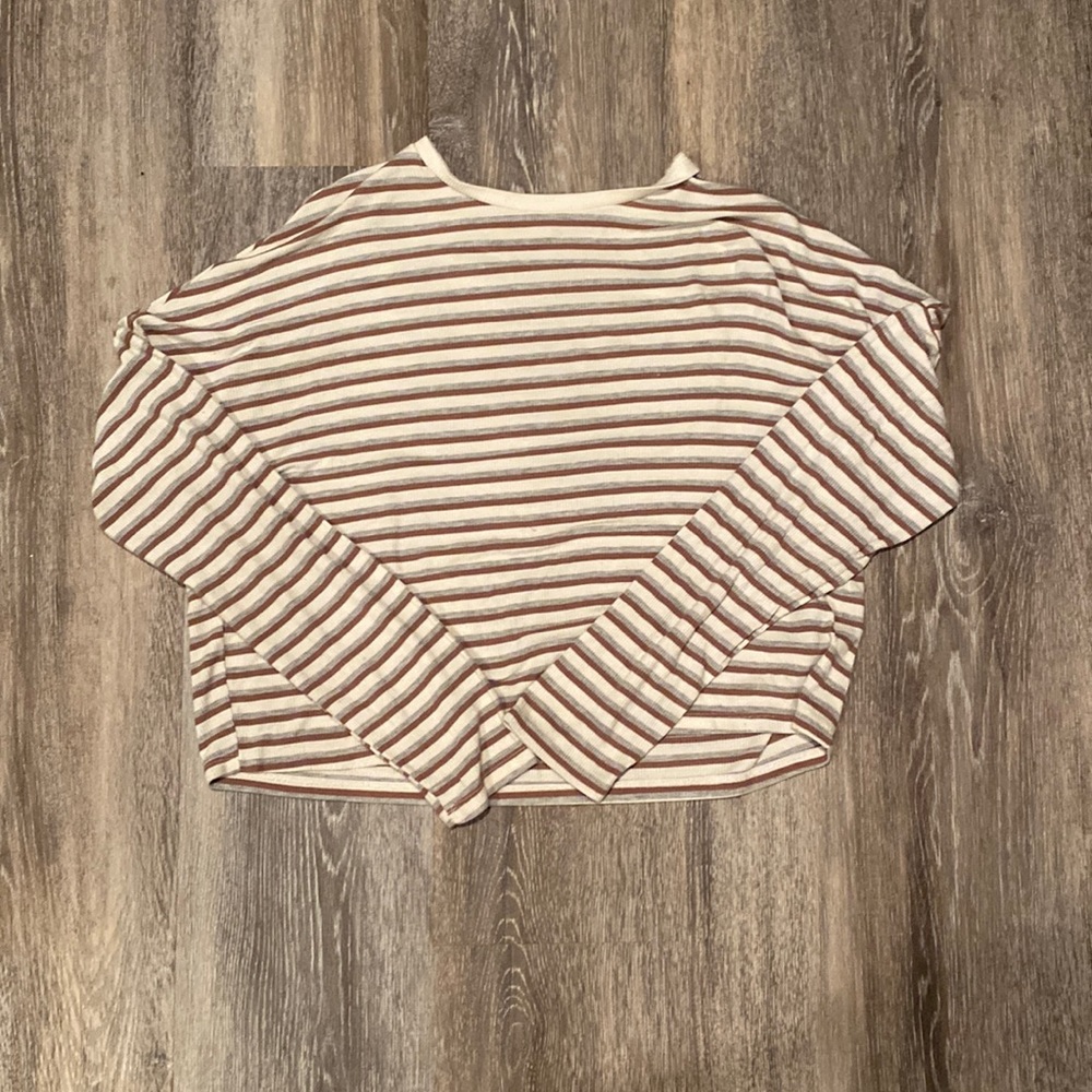 striped flowy long sleeve size medium
